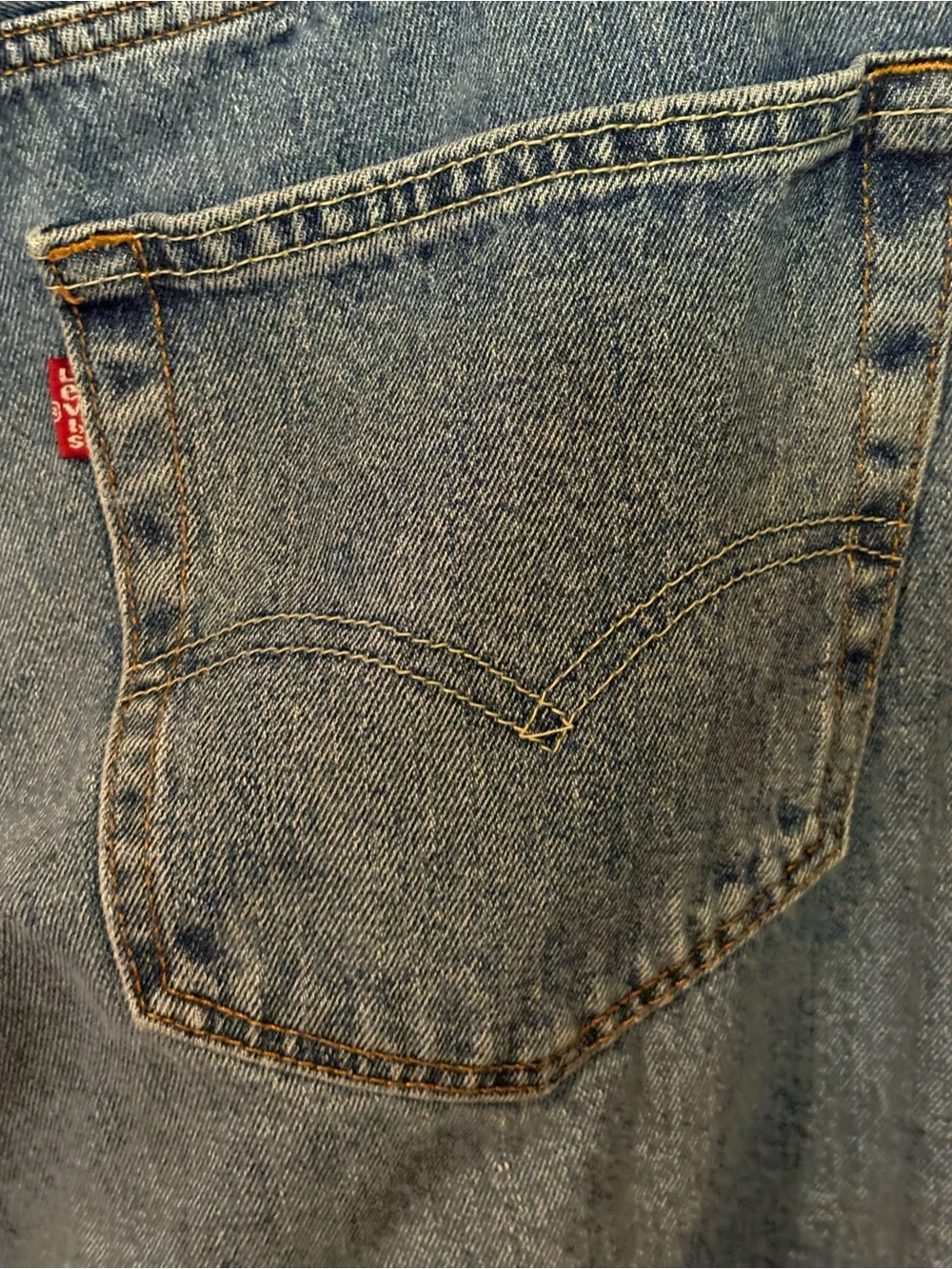 Levis levi men